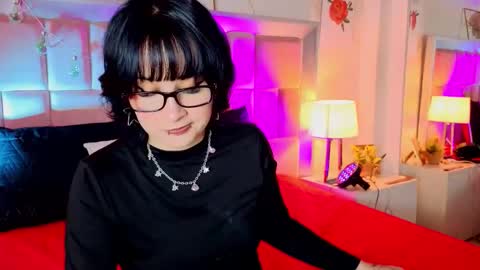 robin D online show from 05/06/26, 02:11