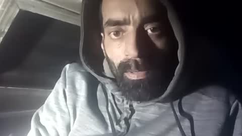 R online show from 02/25/26, 01:54