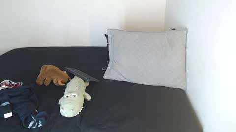 Robisson Zack online show from 04/17/26, 08:28