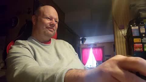 Snapshot of robonuts2004 chatting on 01/26/25, 07:41 Robo Nuts online show from 01/26/25, 07:41