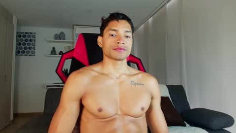 roby_millerr online show from 04/19/26, 03:11