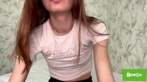 robynsentinella online show from 12/19/25, 12:50