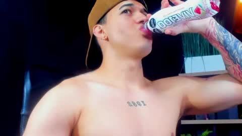 rocco_santos online show from 04/21/26, 06:34