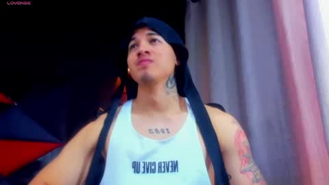 rocco_santos online show from 06/02/26, 06:32