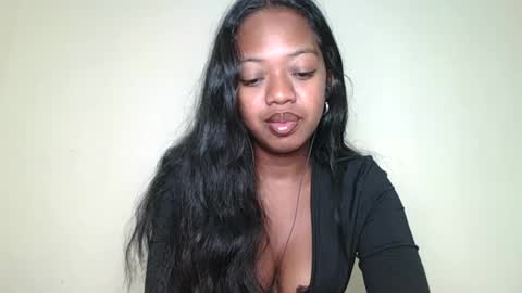 rochellinah online show from 05/22/26, 12:33