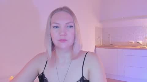 Snapshot of rock__baby chatting on 12/01/24, 08:20 rock__baby online show from 12/01/24, 08:20