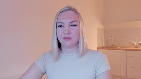 Snapshot of rock__baby chatting on 12/21/24, 10:40 rock__baby online show from 12/21/24, 10:40