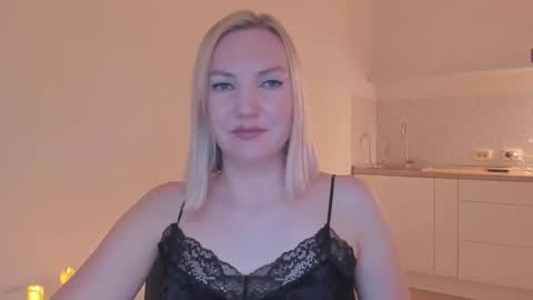 Snapshot of rock__baby chatting on 01/01/25, 01:37 rock__baby online show from 01/01/25, 01:37