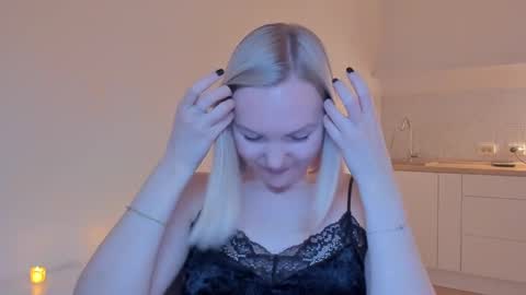 Snapshot of rock__baby chatting on 01/04/25, 01:42 rock__baby online show from 01/04/25, 01:42