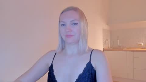 Snapshot of rock__baby chatting on 01/28/25, 09:08 rock__baby online show from 01/28/25, 09:08