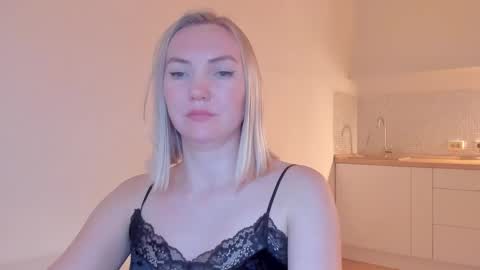 Snapshot of rock__baby chatting on 02/02/25, 09:34 rock__baby online show from 02/02/25, 09:34