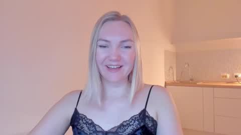 Snapshot of rock__baby chatting on 02/05/25, 10:12 rock__baby online show from 02/05/25, 10:12