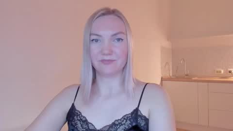 Snapshot of rock__baby chatting on 02/06/25, 10:10 rock__baby online show from 02/06/25, 10:10