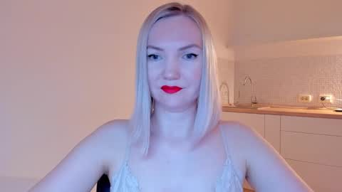 Snapshot of rock__baby chatting on 02/16/25, 12:08 rock__baby online show from 02/16/25, 12:08