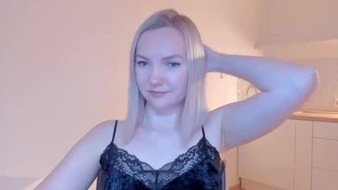 Snapshot of rock__baby chatting on 02/20/25, 11:10 rock__baby online show from 02/20/25, 11:10