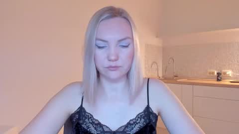 Snapshot of rock__baby chatting on 02/28/25, 11:45 rock__baby online show from 02/28/25, 11:45