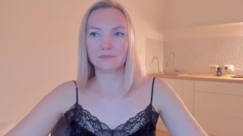 Snapshot of rock__baby chatting on 03/01/25, 05:52 rock__baby online show from 03/01/25, 05:52