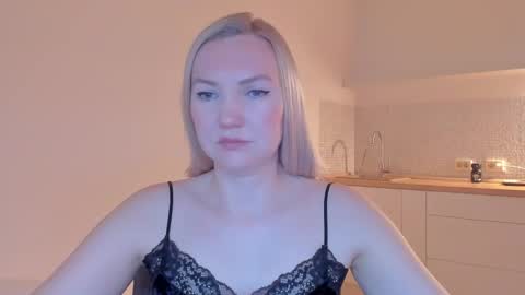 Snapshot of rock__baby chatting on 03/03/25, 04:14 rock__baby online show from 03/03/25, 04:14