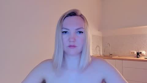 Snapshot of rock__baby chatting on 03/11/25, 01:59 rock__baby online show from 03/11/25, 01:59