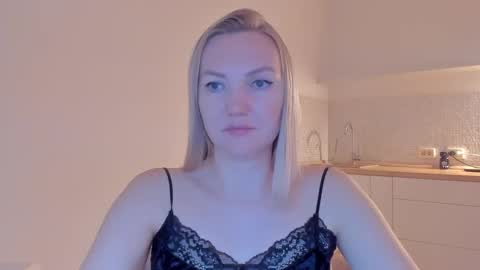 Snapshot of rock__baby chatting on 03/11/25, 05:16 rock__baby online show from 03/11/25, 05:16