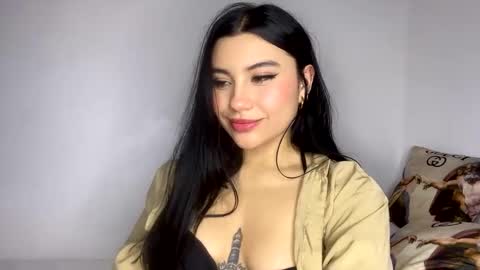 Snapshot of rockandlovexx chatting on 02/01/25, 12:40 Samantha Estephania online show from 02/01/25, 12:40