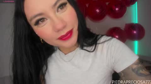 Snapshot of rockandlovexx chatting on 02/17/25, 01:15 Samantha Estephania online show from 02/17/25, 01:15