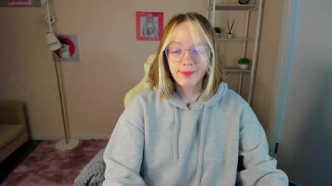 Rockett online show from 10/03/25, 01:13