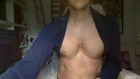 Snapshot of rocketviper chatting on 11/12/25, 02:50 RocketViper online show from 11/12/25, 02:50