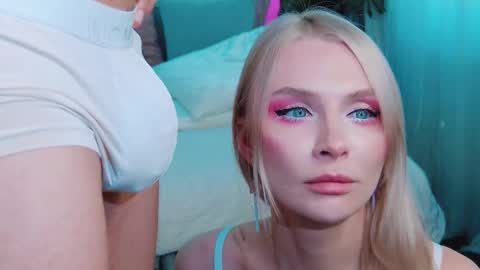 Lina and Den online show from 10/18/25, 10:27