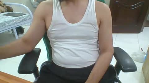 rockysam090 online show from 10/23/25, 05:55