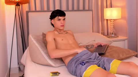 RockyWood20CM online show from 10/03/25, 07:44