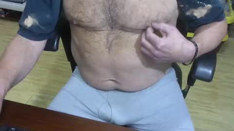 Snapshot of rodmanthick13 chatting on 10/26/25, 06:41 George online show from 10/26/25, 06:41