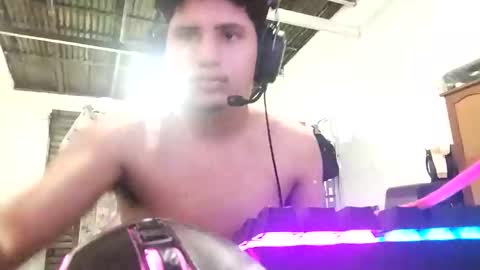 Snapshot of rodri1k chatting on 05/02/26, 03:44 rodri1k online show from 05/02/26, 03:44