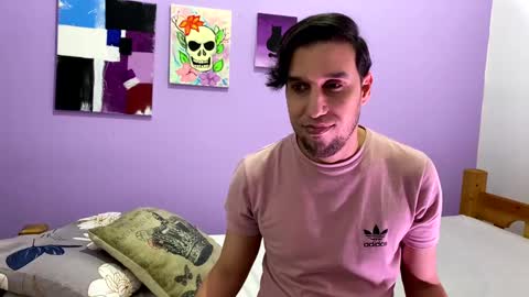 Thiago independent model online show from 02/20/25, 11:54