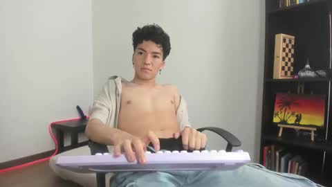 Snapshot of rofflust chatting on 02/21/26, 03:24 Roff Lust online show from 02/21/26, 03:24