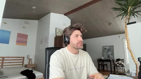 Roger Sterling online show from 02/17/26, 09:06