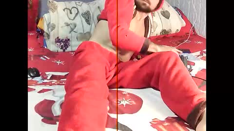 Snapshot of rogobeteilie chatting on 12/18/25, 10:54 Banderas online show from 12/18/25, 10:54