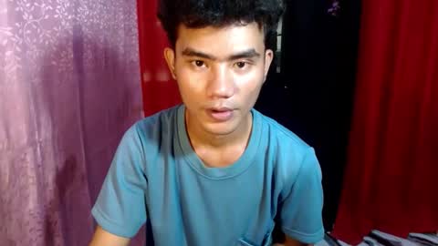 roianboyyy online show from 05/24/26, 02:49