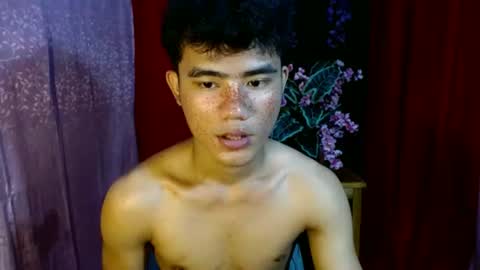 roianboyyy online show from 06/30/26, 11:39