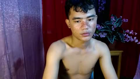 roianboyyy online show from 07/12/26, 03:08