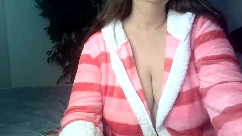 Rosie Rios online show from 11/15/25, 01:14