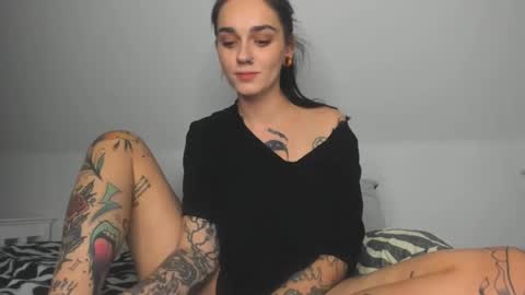 rokiinbaby online show from 01/15/25, 12:19