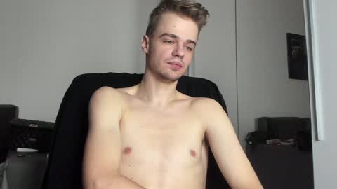 taylor fox online show from 01/13/25, 06:27