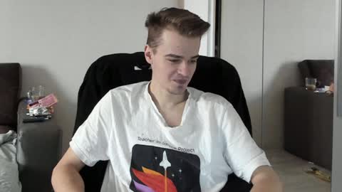 taylor fox online show from 02/05/25, 12:17