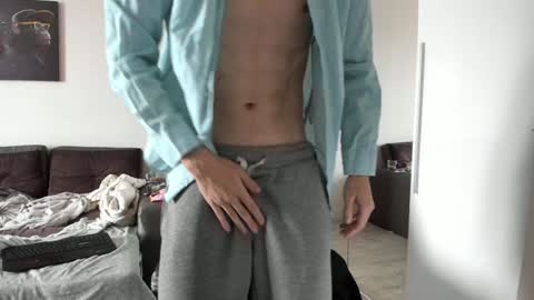 taylor fox online show from 02/06/25, 10:48