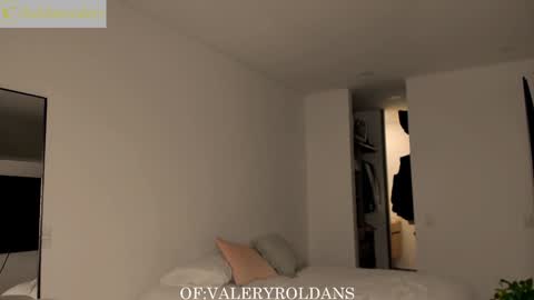 Valery Roldans online show from 01/20/25, 06:53