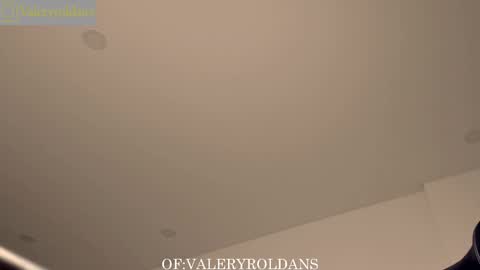 Valery Roldans online show from 02/19/25, 01:08