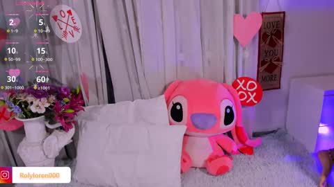 Snapshot of rolyloren chatting on 02/09/25, 07:09 Marcela online show from 02/09/25, 07:09