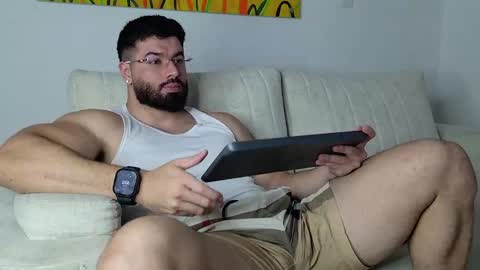 Roman Lux online show from 04/05/26, 04:09