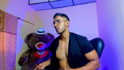 Roman online show from 01/29/25, 07:43